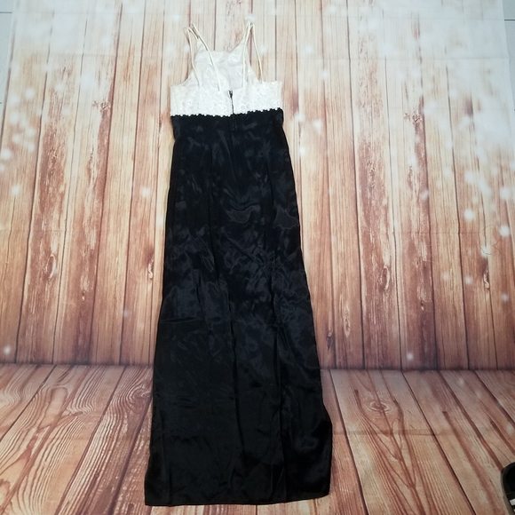 Vintage 5.7.9 Gown Dress Spaghetti Strap Thigh Slit Front Opening Size 3 - Picture 10 of 11